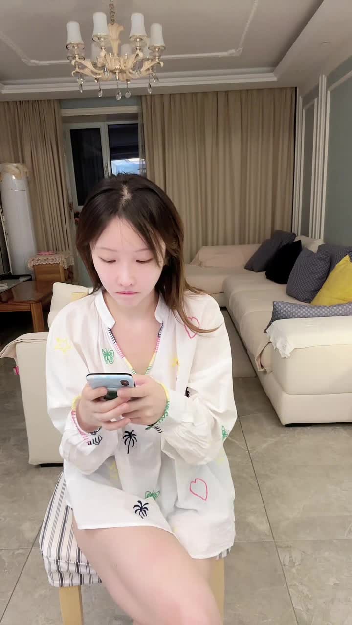 夏威夷小国王_2025-02-09_21-56-13_000