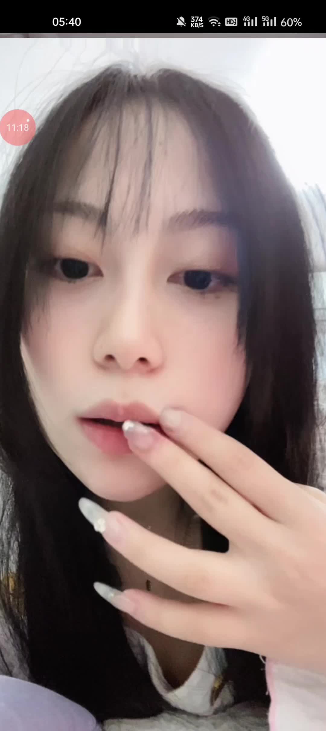 爱吃菠萝