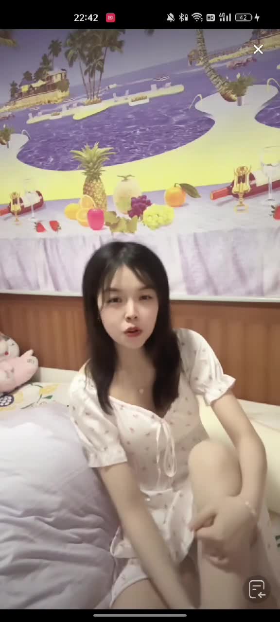 最新漏奶17