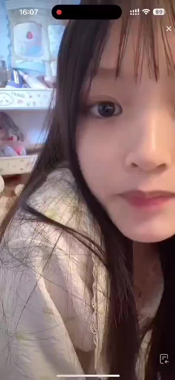 最新漏奶13