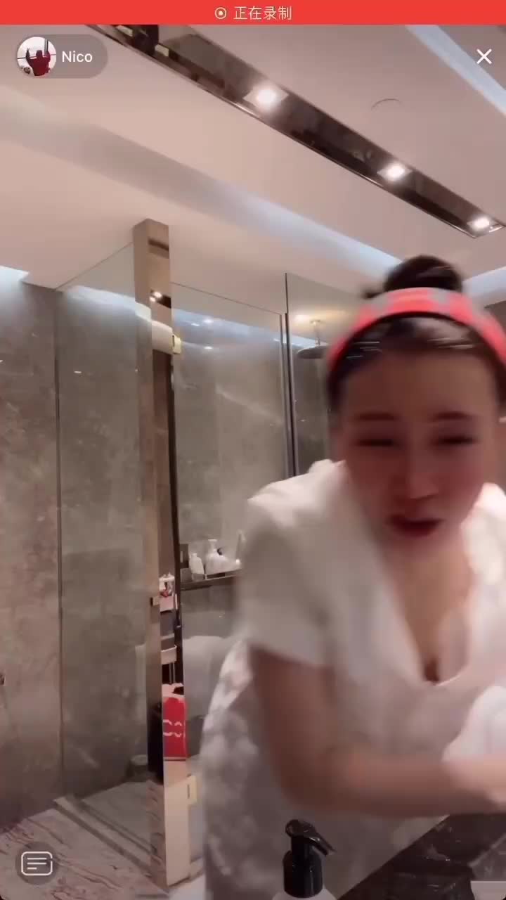 乳晕不小