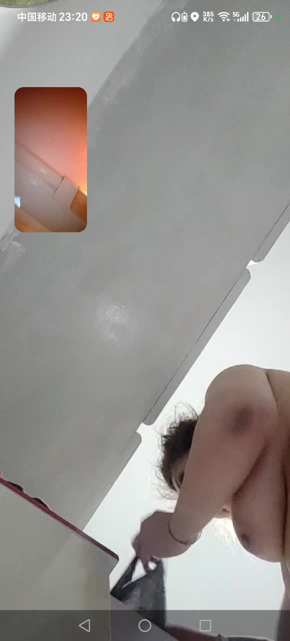 全漏奶
