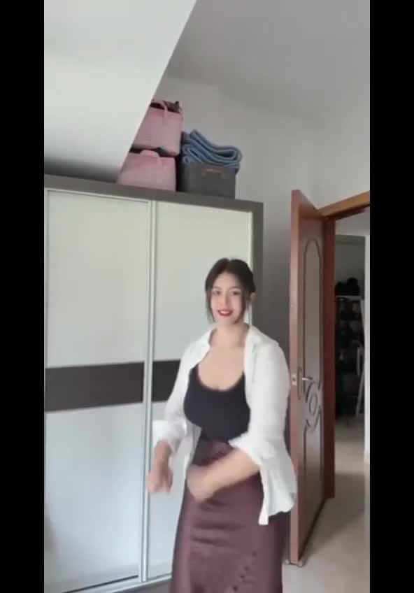 快手网红 范范66668888资源流出