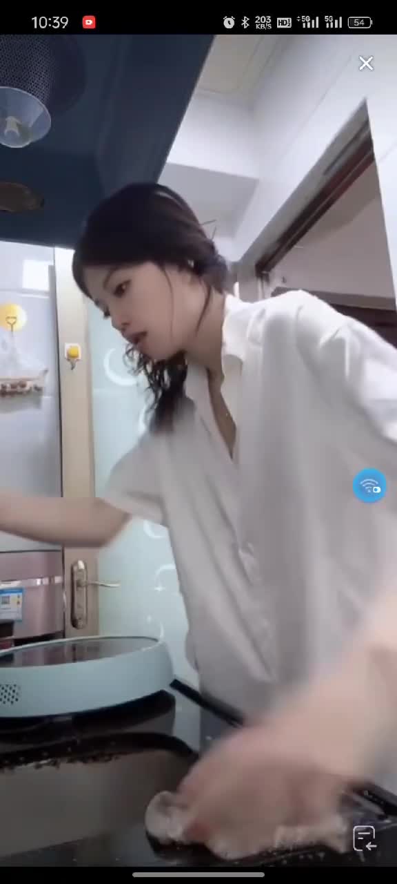 五月精选抖音快手走光视频 (37).MP4
