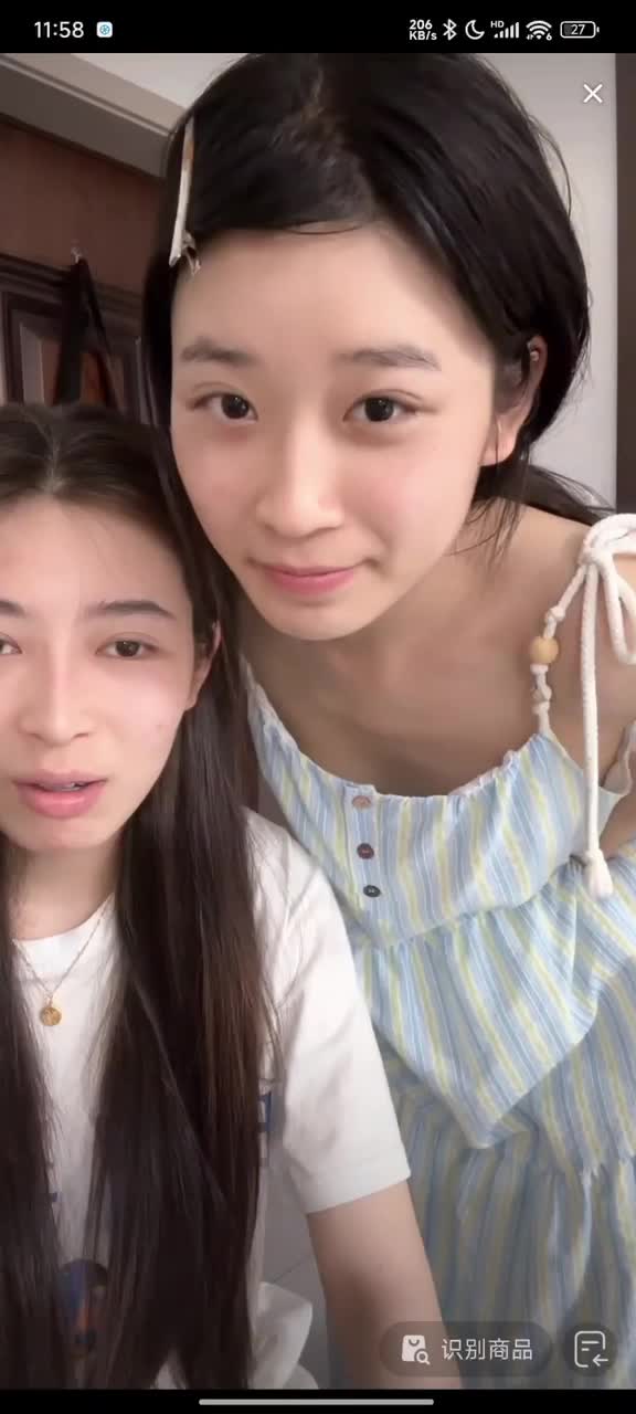 五月精选抖音快手走光视频 (45).MP4