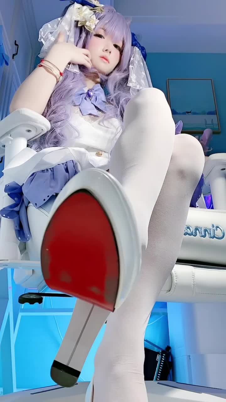快手佳佳拖把大尺度福利视频、 (2).MP4