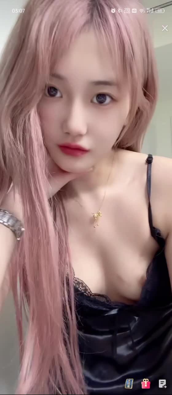 六月免费精选视频 (4).MP4