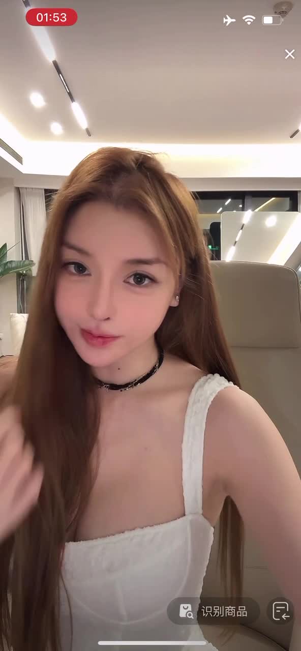 百万网红徐清婉走光.MOV