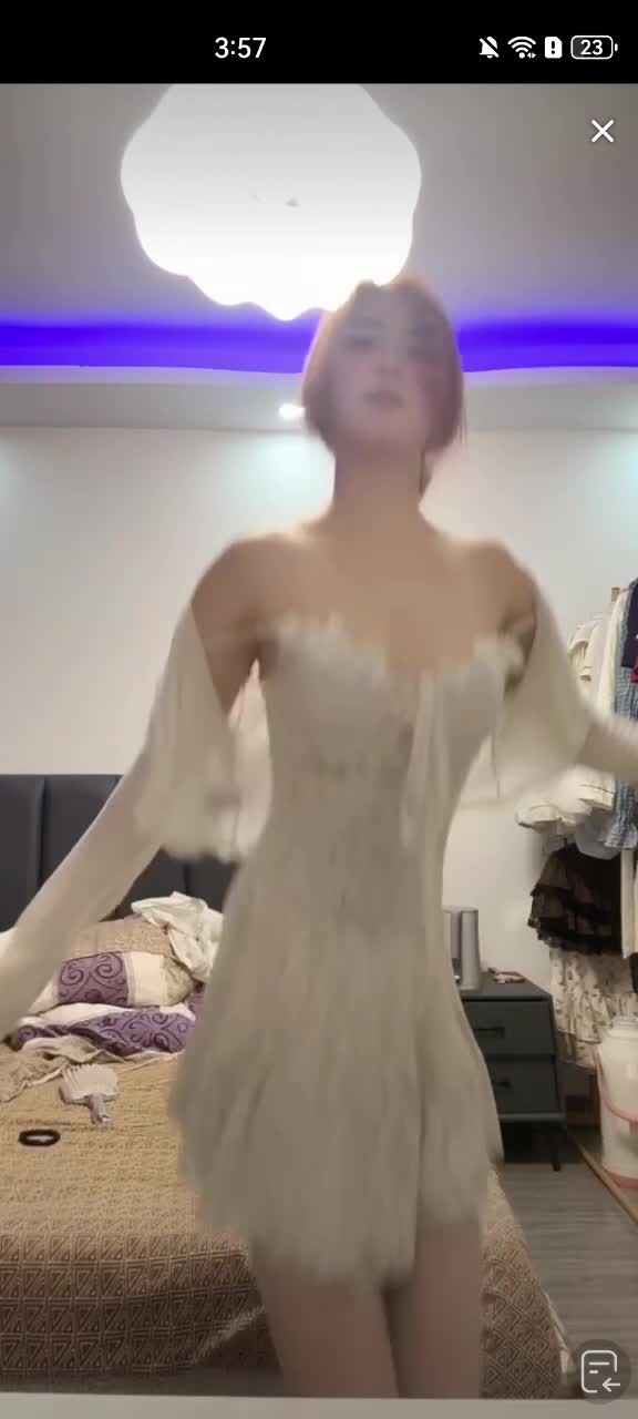七月抖音快手走光免费视频 (6).MP4