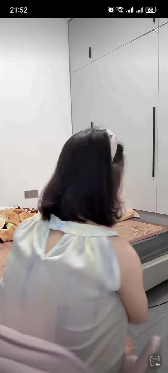 七月抖音快手走光免费视频 (13).MP4