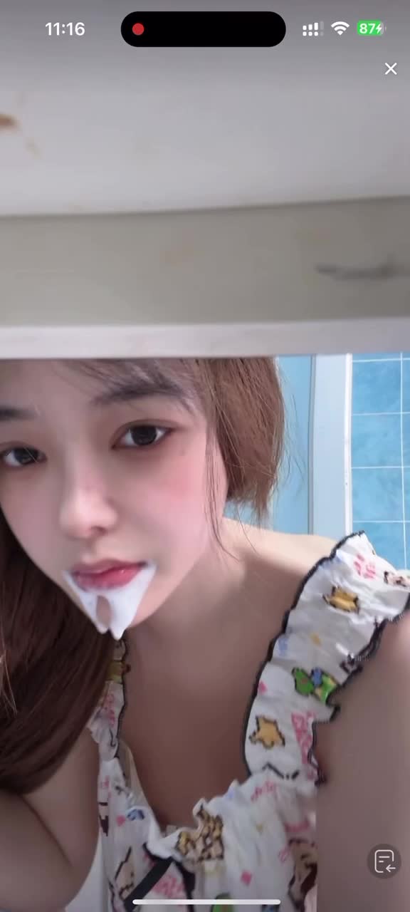七月抖音快手走光免费视频 (24).MP4