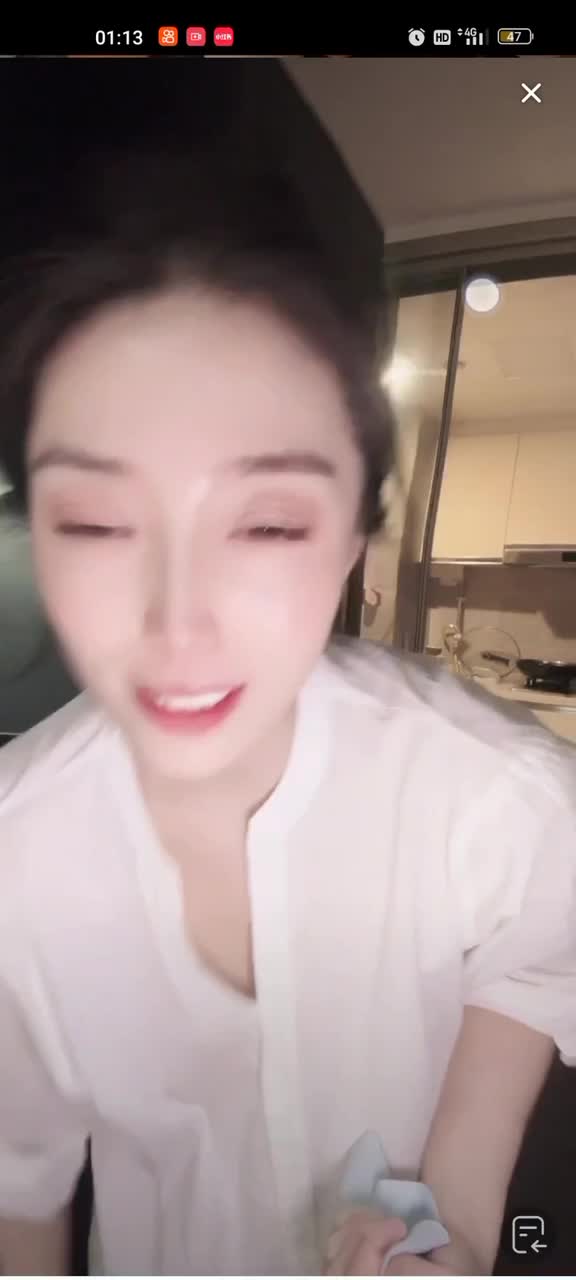 七月抖音快手走光免费视频 (37).MP4