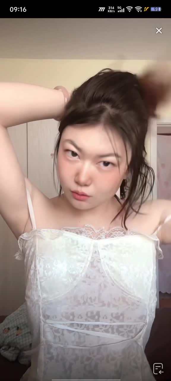 七月抖音快手走光免费视频 (3).MP4